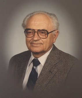 Walter Kiesz